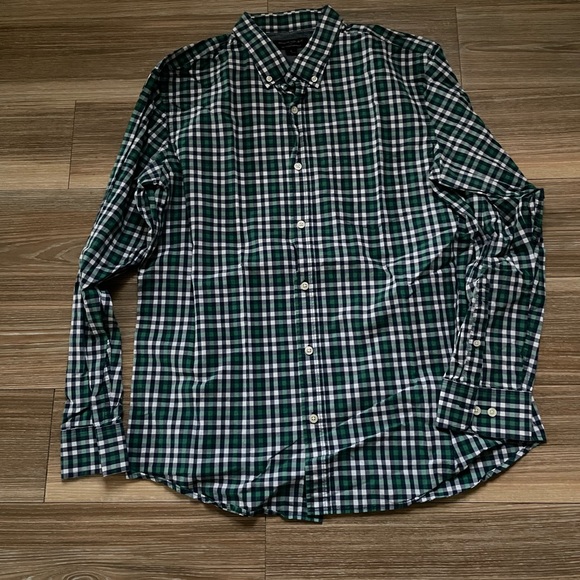 Men’s Plaid Long Sleeve Button Down - Picture 2 of 5